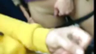 Troskliwa macocha mamuski dojrzale przyszła do mnie rano, aby lizać mojego fiuta