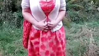 Ruda bestia Palcówka i doprowadza się do sex mamuski de orgazmu