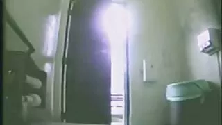 Piękne dziewczyny masturbują się i proszą o pozostanie w domu w kwarantannie seks starsze mamuski