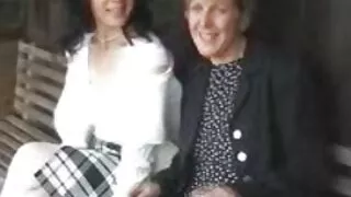 Krojenie z pysznymi pożądliwymi dziewczynami sex starsze mamuski