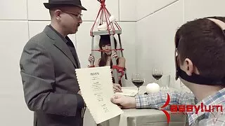 Seksowna mamuśka dostaje dojrzałe mamuśki sex orgazmu